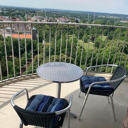 Appartment Im Hotelturm 아우크스부르크 외부 사진