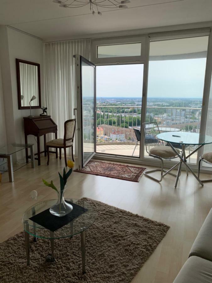 Appartment Im Hotelturm 아우크스부르크 외부 사진